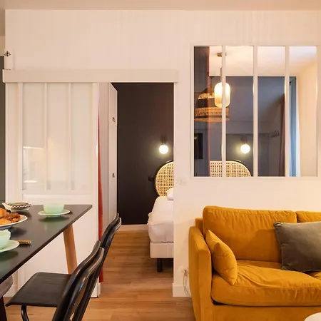 La Belle Edith - Appt Au Coeur De Appartamento Rennes